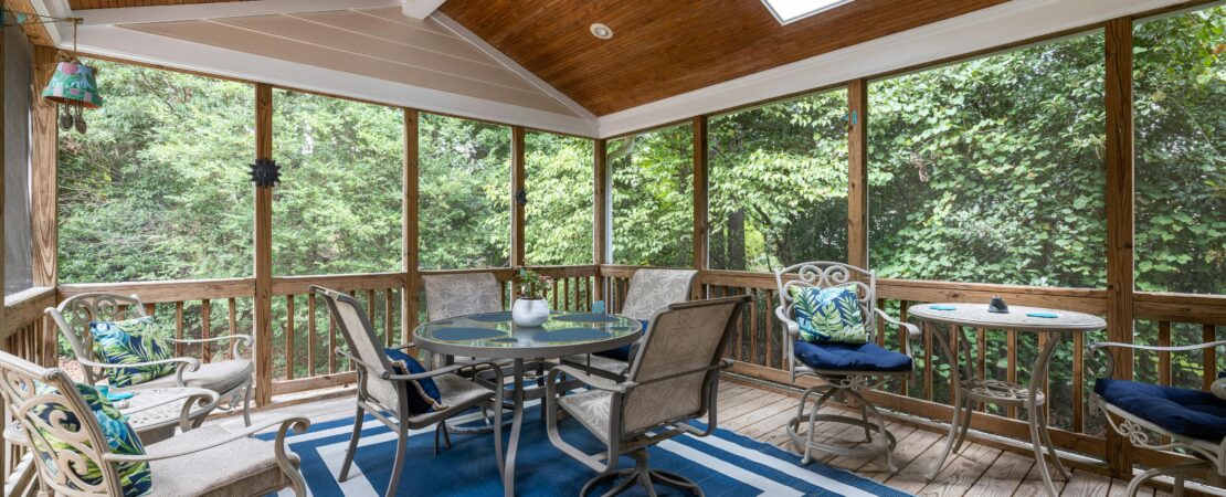 Exploring the Best Restaurants Listed on Black Bear Diner Kingman